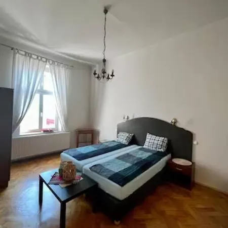 Old Town - Plac Szczepanski 2 公寓